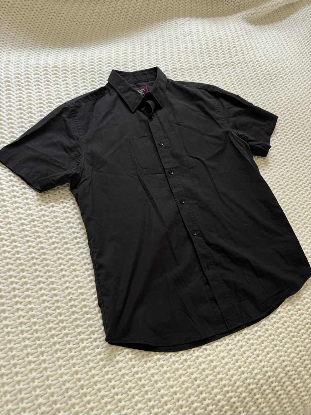 UNTUCKit Men's Black Short-Sleeve Button-Down Shirt